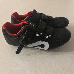 Pelaton Unisex Cycling Shoes Bike Shoes Size Womens 8 Men’s 7